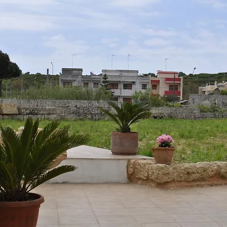 Giardino * אקווריקה דל קאפו
