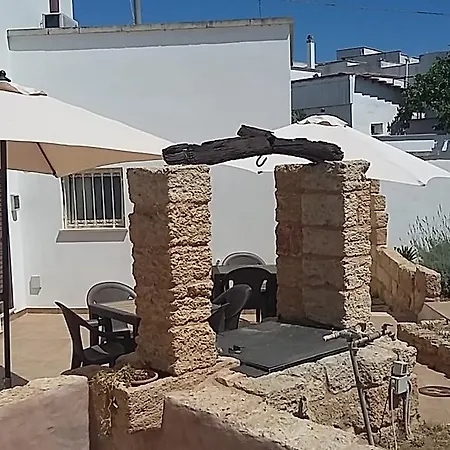 בית הארחה Giardino אקווריקה דל קאפו